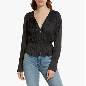 Frame Shirred V-Neck Long Sleeved Blouse in Noir Size XS S